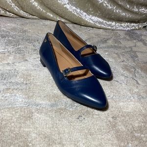 Navy Vionic Mary Janes